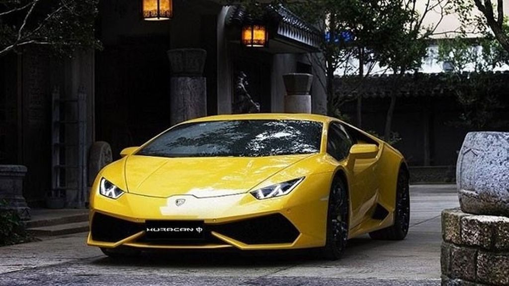 Lamborghini Huracan phiên bản đặc biệt giá rẻ tại Trung Quốc