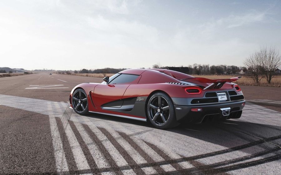 Koenigsegg tiết lộ gói khí động học mới cho siêu xe Regera - ảnh 2 Koenigsegg Regera trang bị gói khí động học mới ra mắt tại Monterey