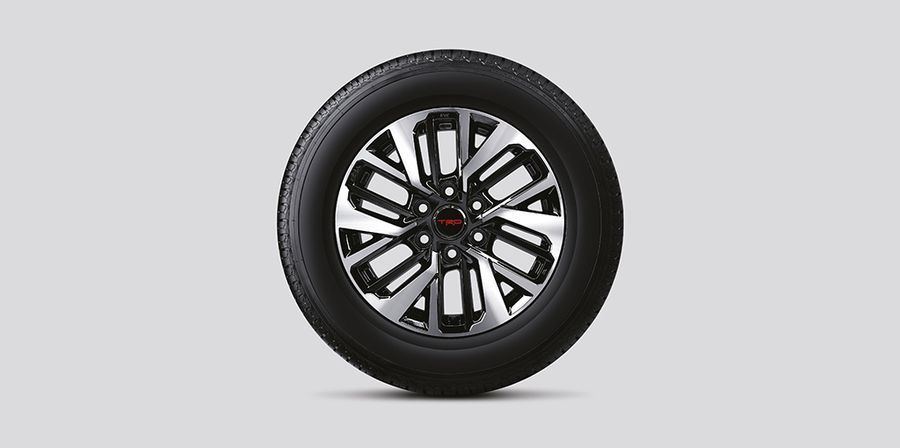 Toyota Fortuner TRD Sportivo 2017 chính thức trình làng Ấn Độ, với giá 1 tỷ VNĐ - ảnh 6 Toyota Fortuner TRD Sportivo 2017 chính thức trình làng Ấn Độ, với giá 1 tỷ VNĐ - ảnh 6