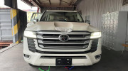 Toyota Land Cruiser 2022 nhập Trung Đông đầu tiên về Việt Nam: Ngập tràn trang bị