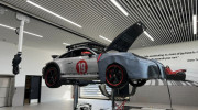Porsche 911 Dakar 2023 đầu tiên của Việt Nam được mang đi bảo dưỡng sau hành trình phượt 35.000km