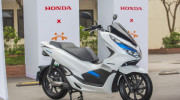 Honda hỗ trợ 70 xe máy PCX phục vụ giảng dạy, học tập cho trường Đại học Công nghệ Giao thông Vận tải
