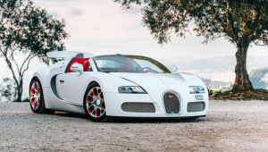 Bugatti Veyron Grand Sport phiên bản Rồng được chốt giá hơn 42 tỷ VNĐ