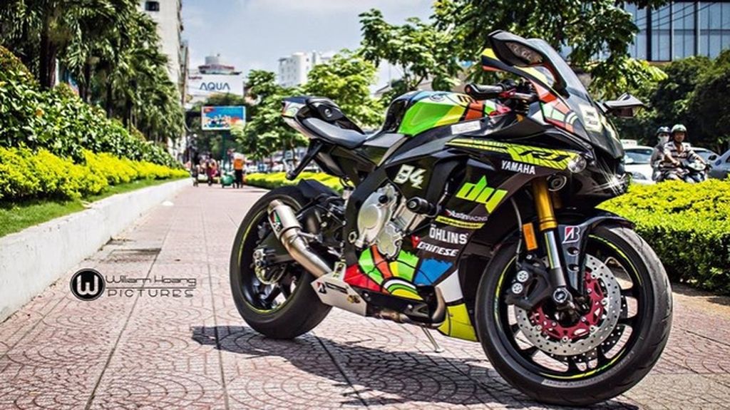 Yamaha R1 2015 chính thức về Việt Nam giá gần 700 triệu đồng