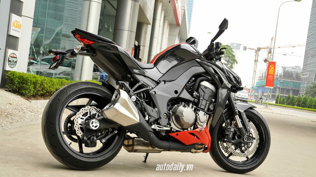 Hà Nội: Kawasaki Z1000 2015 được giá bán thấp kỷ lục 377 triệu - Tin ...