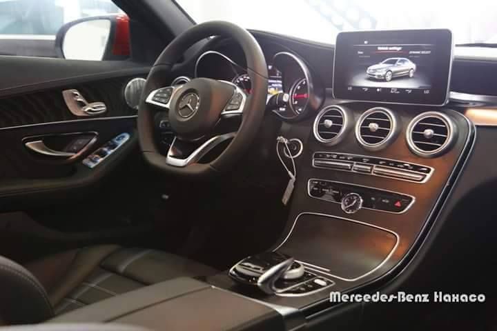 Review 2015 MercedesBenz C300 and C400  The New York Times
