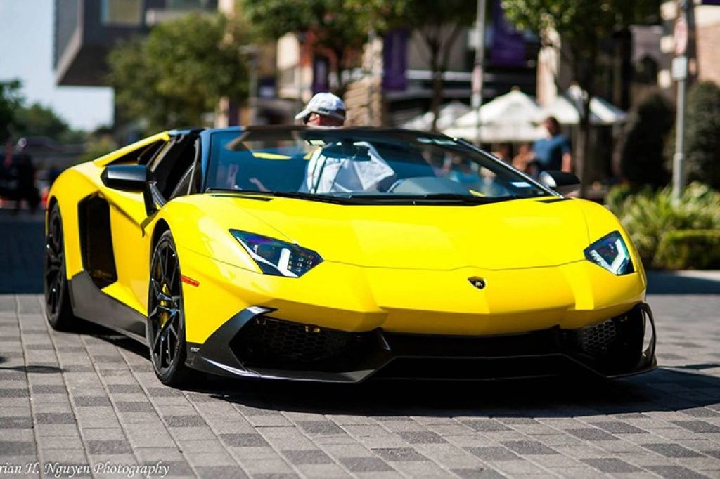 Gia đình siêu bò “quậy” tưng bừng tại lễ hội Lamborghini Festival 2015