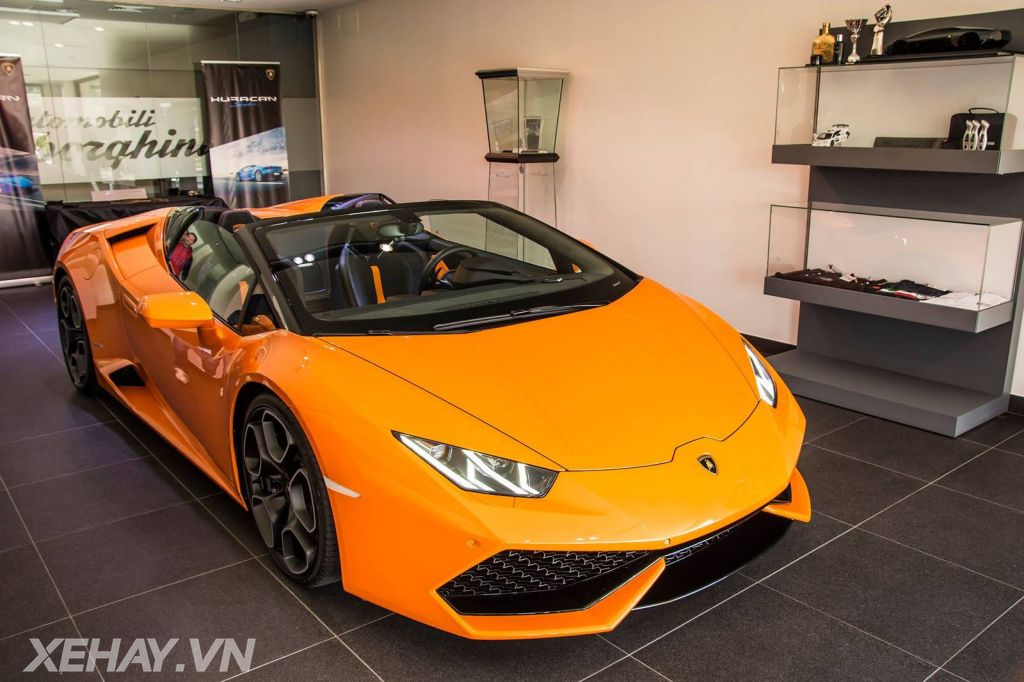 Lamborghini Huracan Spyder “da cam” được 