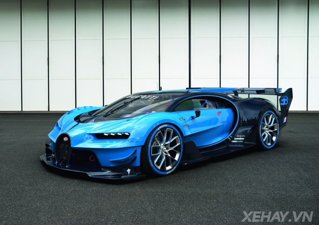 Với tốc độ cực nhanh và thiết kế đầy tinh tế, siêu xe đua Bugatti không chỉ là một trong những chiếc xe đua nổi tiếng nhất thế giới mà còn là biểu tượng của sự sang trọng và phong cách. Hãy xem hình ảnh để hiểu rõ hơn về sức hút của siêu xe đua này.