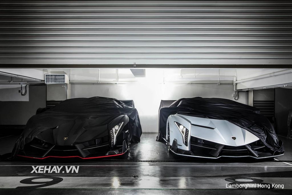Hai siêu xe Lamborghini Veneno Roadster cuối cùng chính thức được bàn giao  tại Hồng KôngHai siêu xe Lamborghini Veneno Roadster cuối cùng chính thức  được bàn giao tại Hồng Kông