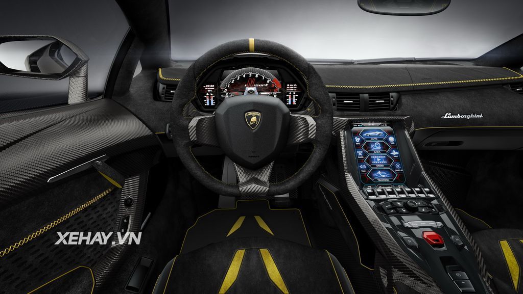 Chính thức có thông số kỹ thuật và giá bán của Lamborghini Centenario