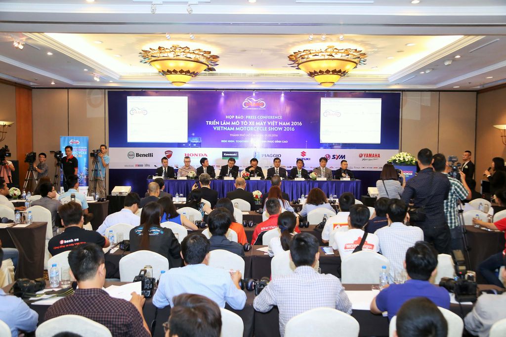 xehay-trien-lam-xe-may-020316-4