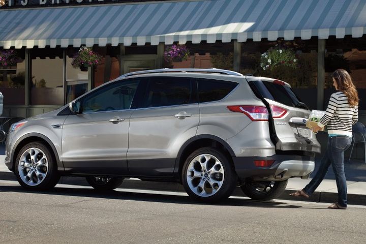 Điều gì đã khiến Ford Escape 2015 lấy được lòng khách hàng