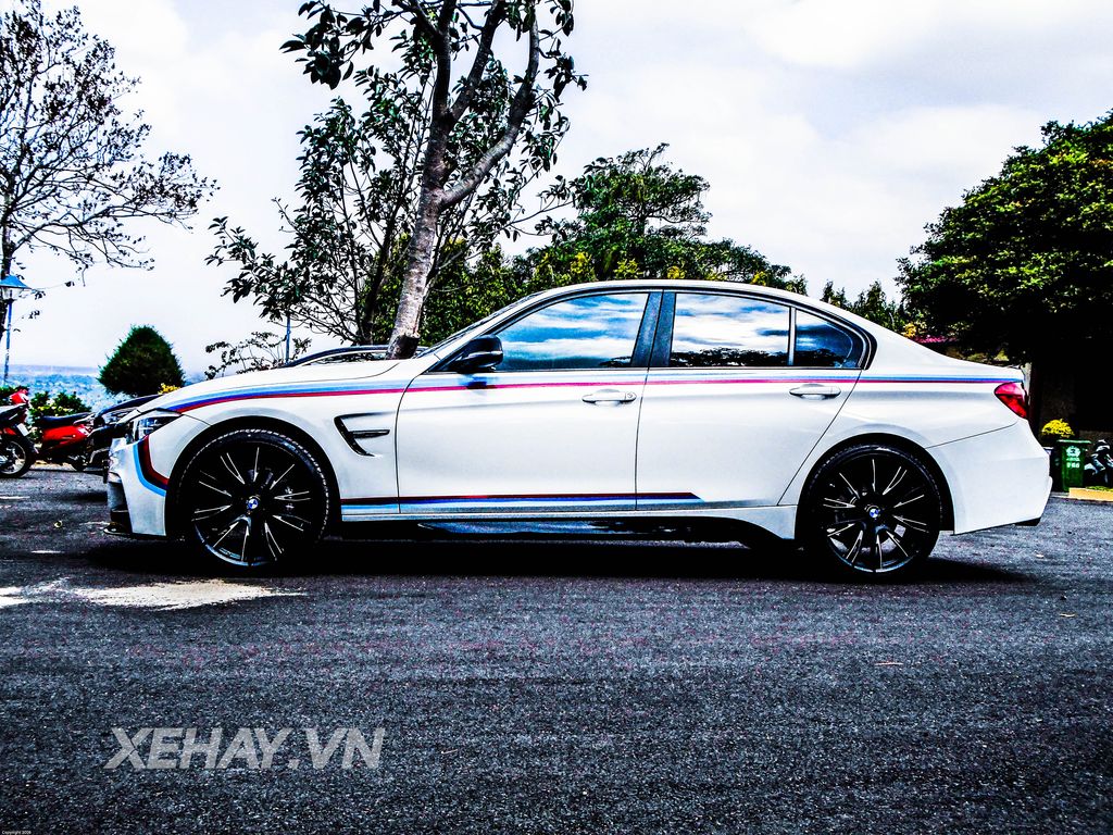 BMW 320i độ phong cách M Performance