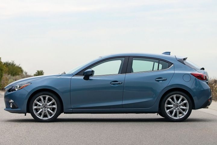 450 triệu nên mua lại Mazda3 2016  VnExpress