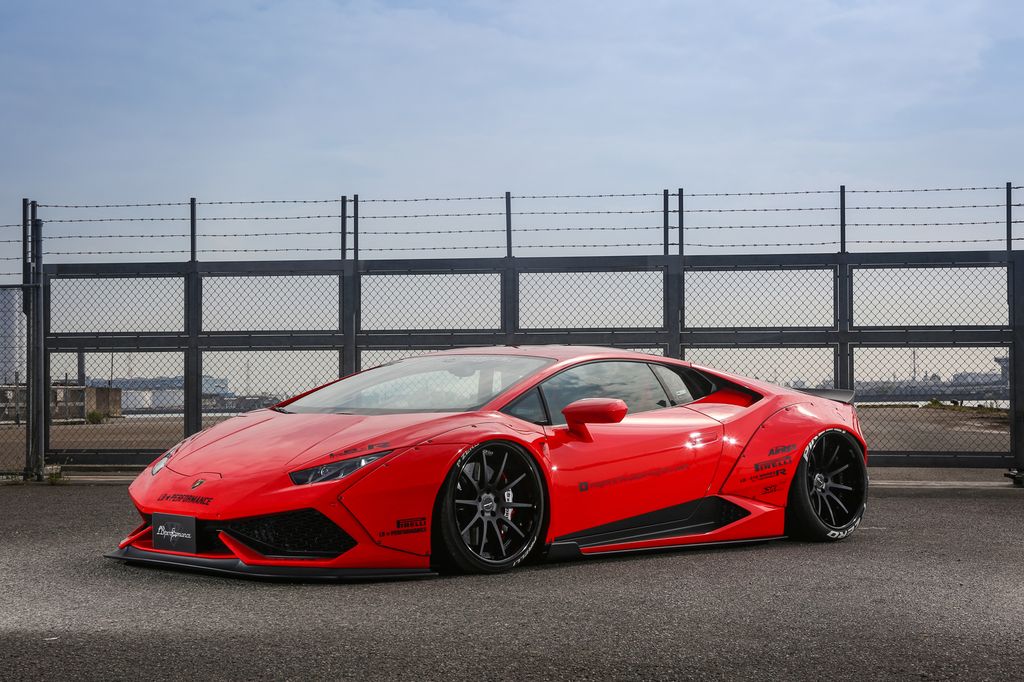 Lamborghini Huracan ấn tượng với 