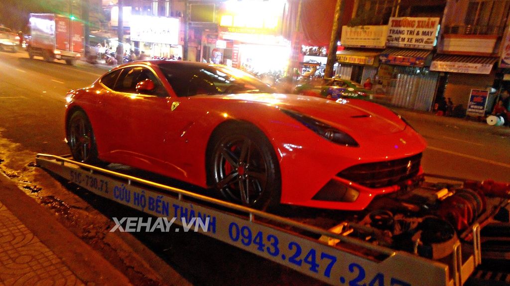 Thêm một siêu xe Ferrari F12 Berlinetta về Việt Nam