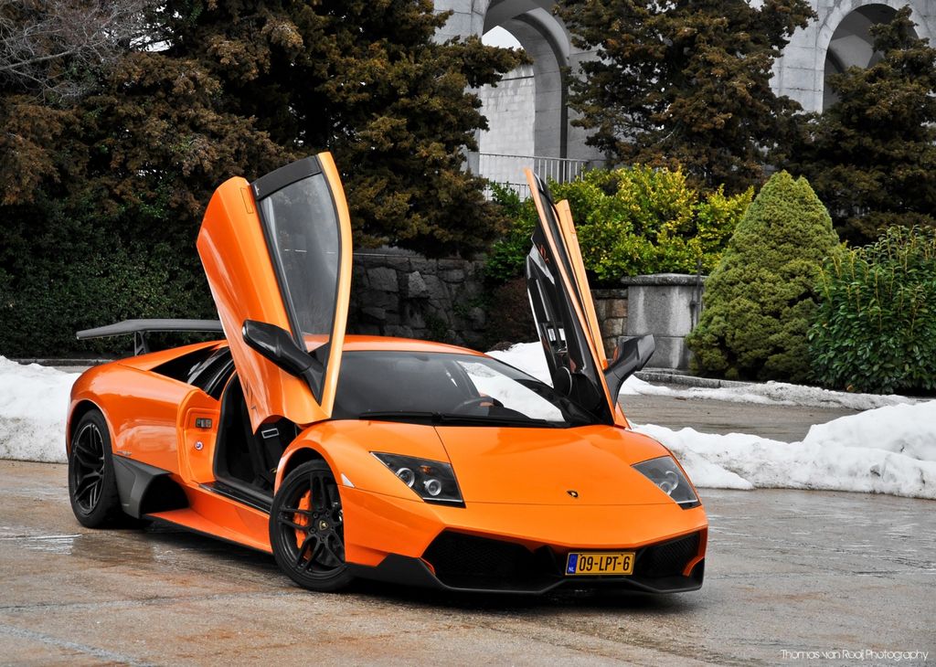 Lamborghini - 53 năm hành trình đam mê (Phần cuối - Vững bước tiến tới  tương lai)