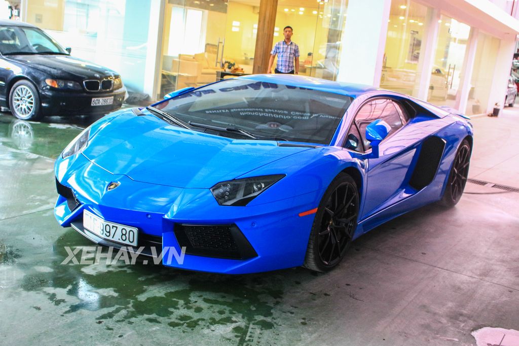 VIDEO] Xem quá trình độ pô Armytrix cho Lamborghini Aventador tại Thần Châu  Garage