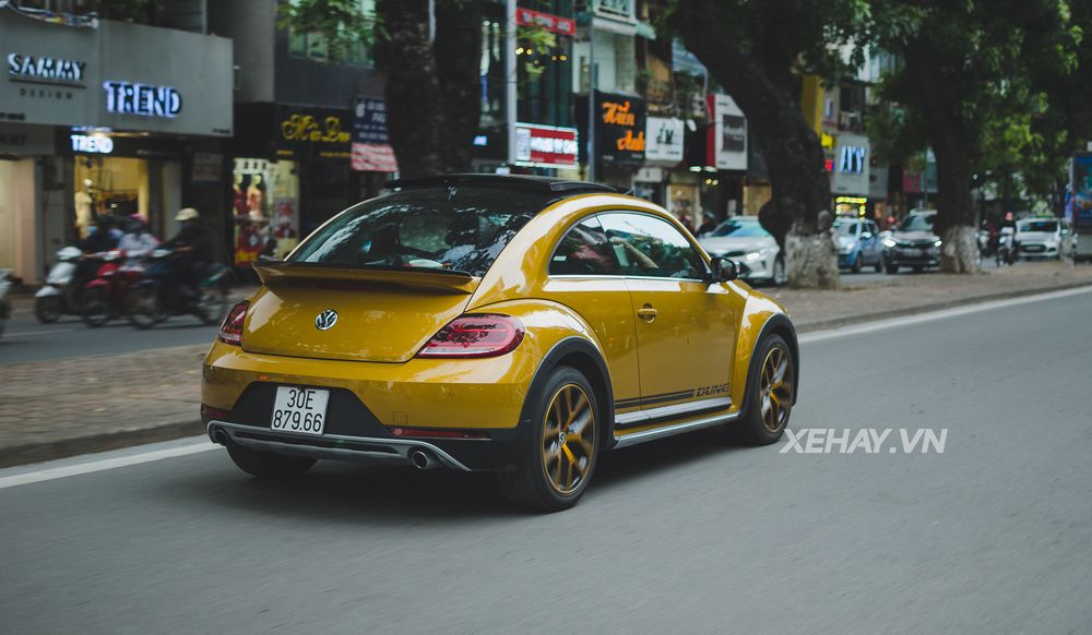 Đây là con bọ Volkswagen Beetle Dune đầu tiên ra biển tại Hà Nội