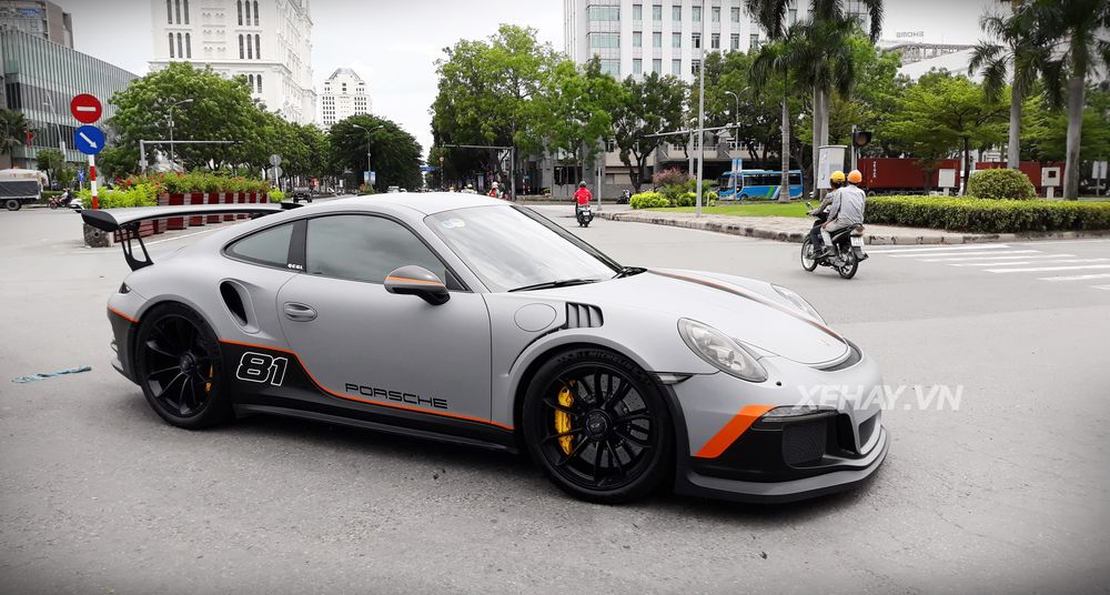 Porsche 911 GT3 RS của Cường đô La dạo chơi tại Sài Gòn