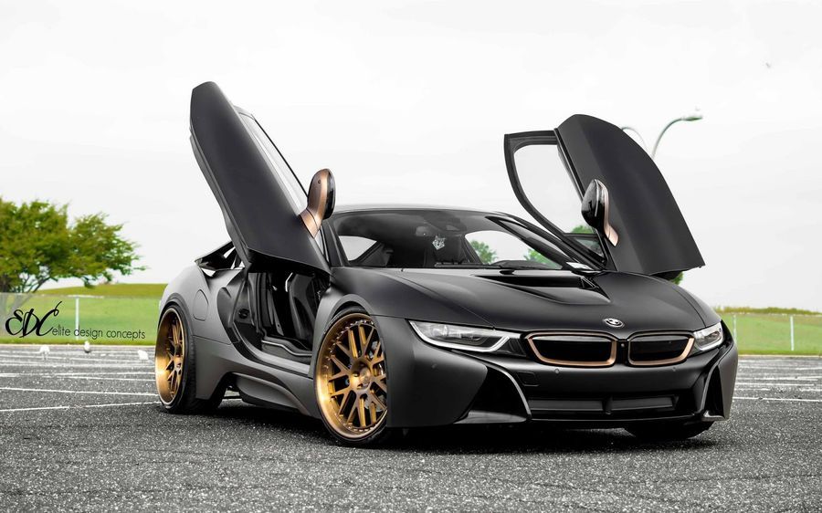 Kỳ thú thiết kế siêu xe i9 của fan cuồng BMW