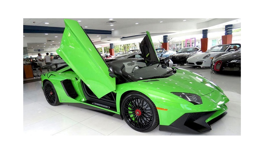 Lamborghini Aventador tuyệt đẹp trong sắc xanh Verde Mantis được rao bán  tại Florida
