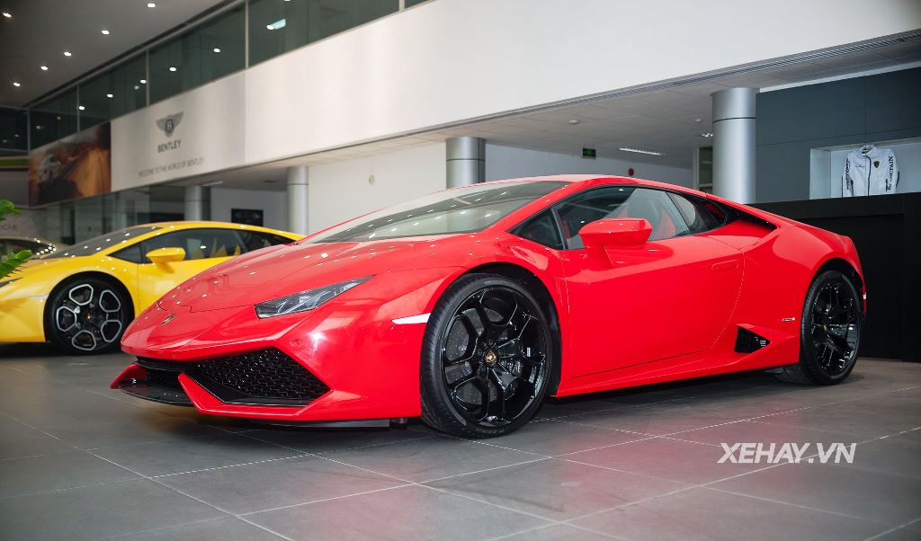 Khám phá Lamborghini Huracan LP610-4 màu đỏ đầu tiên tại Việt Nam