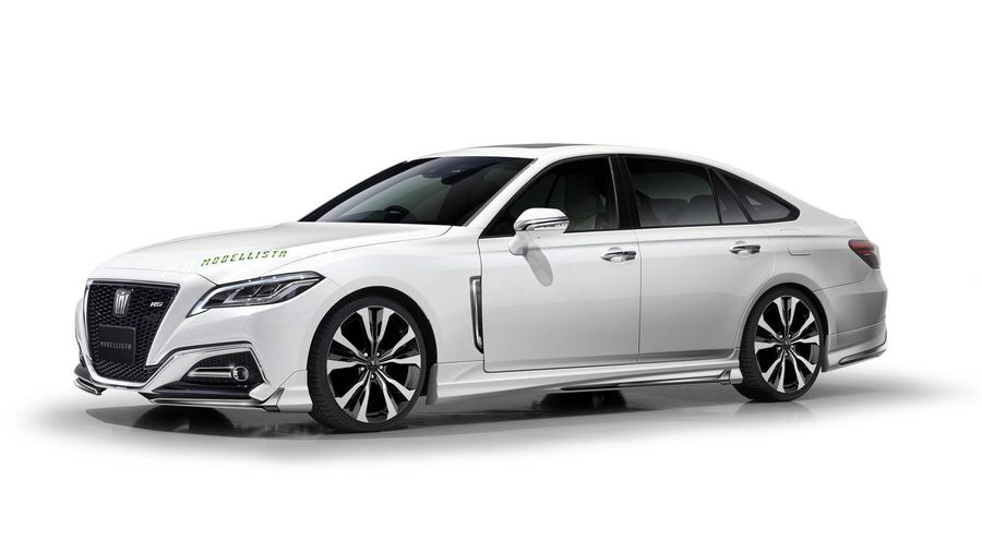 2023 Toyota Crown Pictures  US News