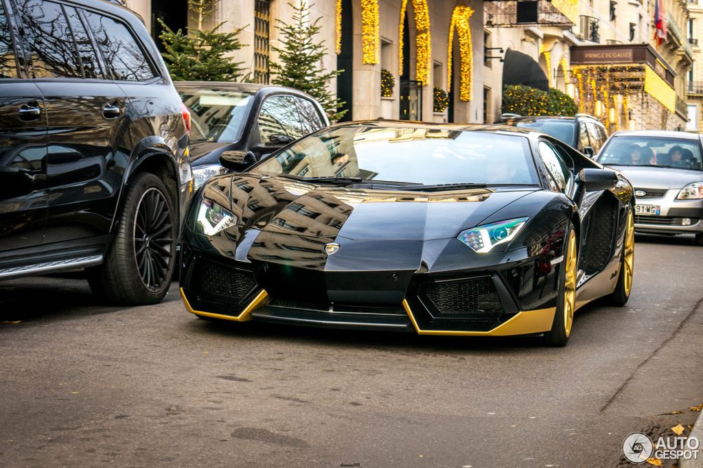 Bắt gặp Aventador Miura Homage bản giới hạn trên đường phố Thuỵ Sĩ