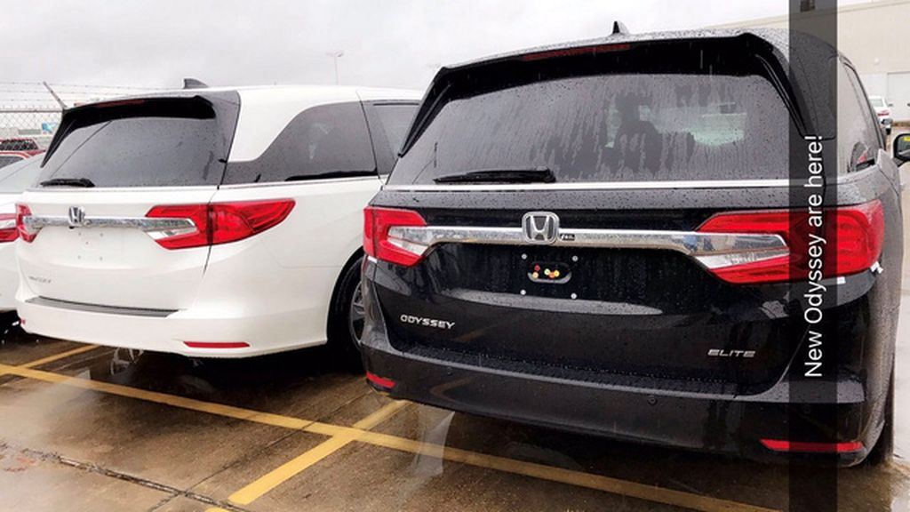 Honda Odyssey 2018 chốt giá 681 triệu VNĐ tại Mỹ