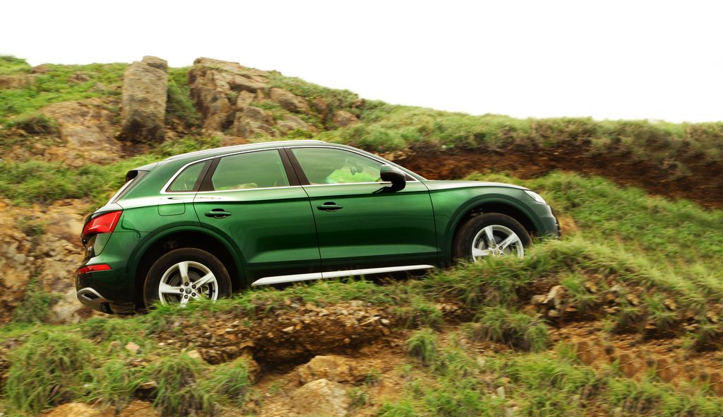 Audi Q5 2017 ra mắt tại Việt Nam giá bán 2 tỷ đồng có gì?