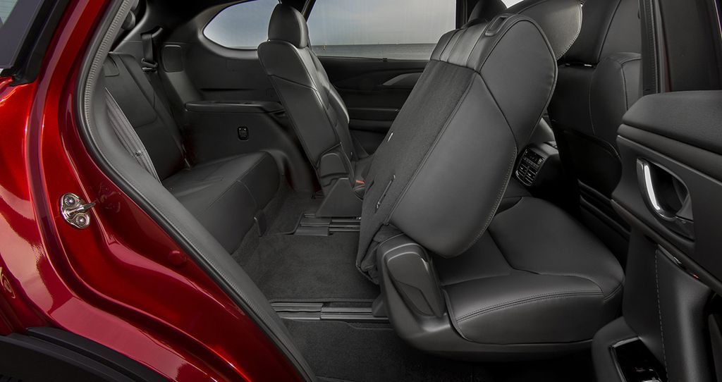 Mazda CX-9 2018 cập nhật thêm nhiều công nghệ tiên tiến, giá chỉ từ 997 triệu VNĐ - ảnh 5 Mazda CX-9 2018 cập nhật thêm nhiều công nghệ tiên tiến, giá chỉ từ 997 triệu VNĐ - ảnh 5