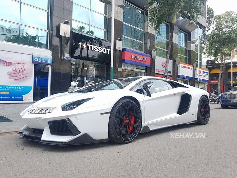 Sài Gòn: Lamborghini Aventador LP700-4 