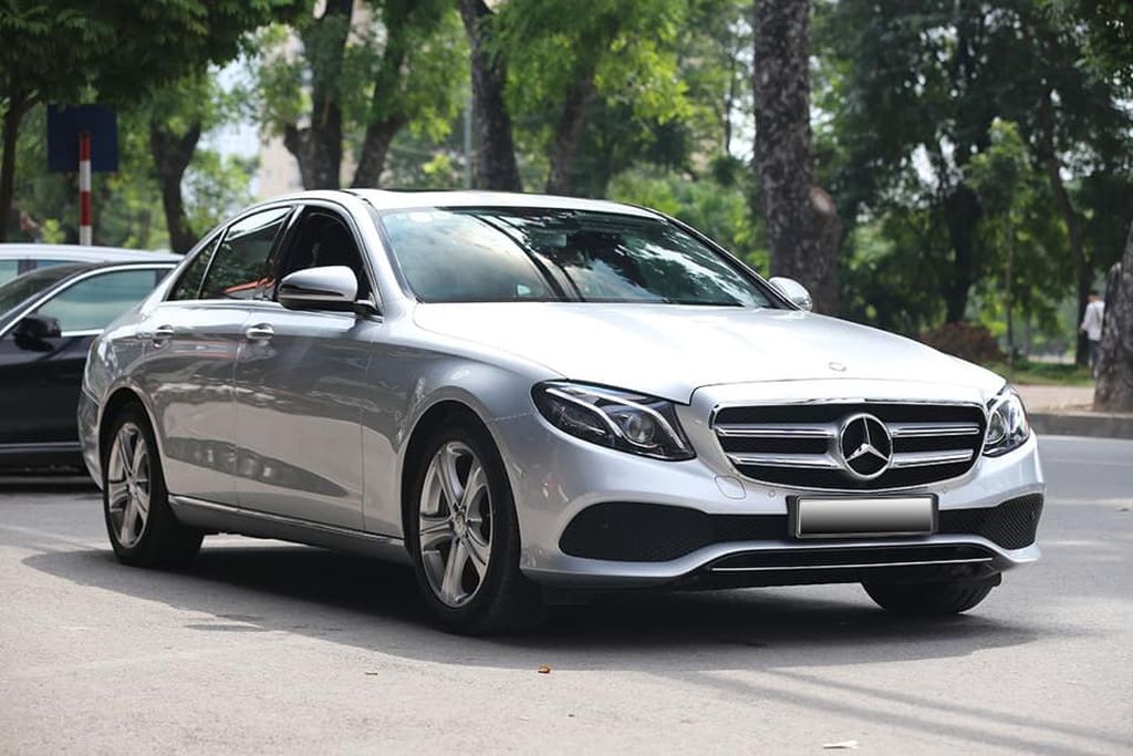 Mercedes Benz E250 AMG S Package Silver  MASCARDI