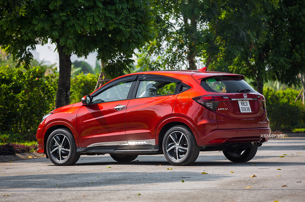 Hông xe Honda HRV 2019 màu đỏ mới