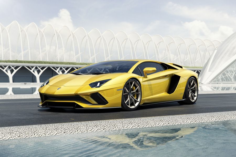 Người kế nhiệm của Lamborghini Aventador có thể là một chiếc plug-in hybrid