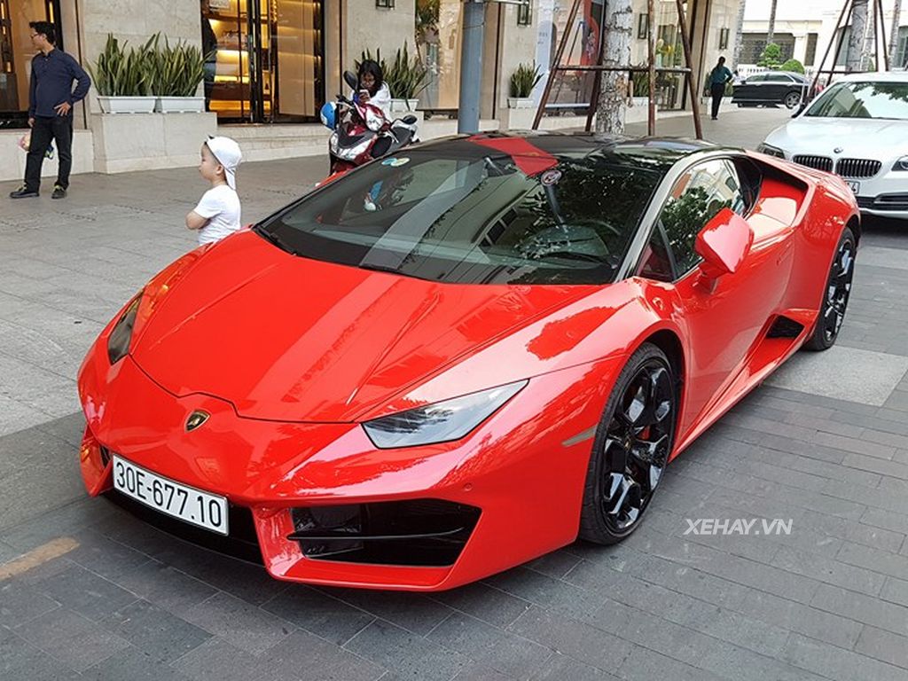 Lamborghini Huracan LP580-2 đầu tiên tại Việt Nam 