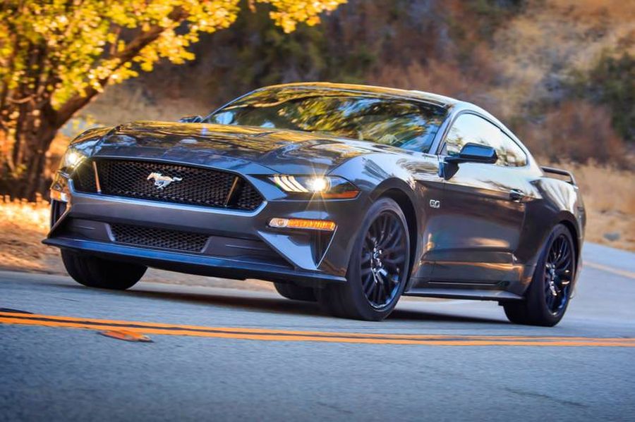 Ford Mustang 2018 - Bạn muốn cảm nhận sức mạnh và tinh hoa của những chiếc xe thể thao? Đừng bỏ lỡ hình ảnh rực rỡ của Ford Mustang