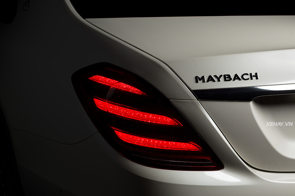 chất lượng hình ảnh, tiện nghi, động cơ cùng bảng giá Mercedes Maybach S450