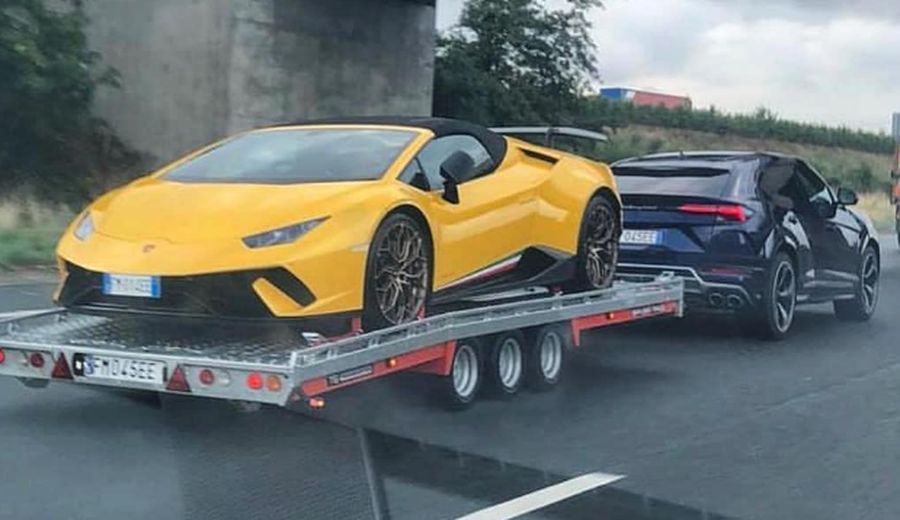 Lamborghini Urus có thể dễ dàng kéo một chiếc Huracan Performante Spyder