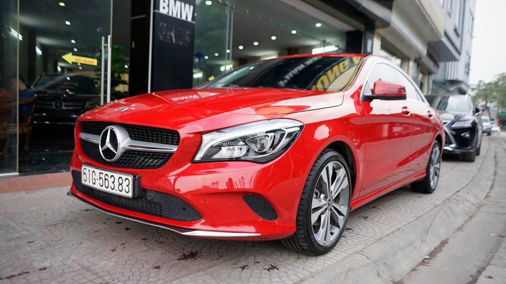 Mercedes CLA 200 thu hút khách hàng với phong cách thể thao  Bảng Giá  Mercedes  Chi tiết giá các dòng xe MercedesBenz Vietnam