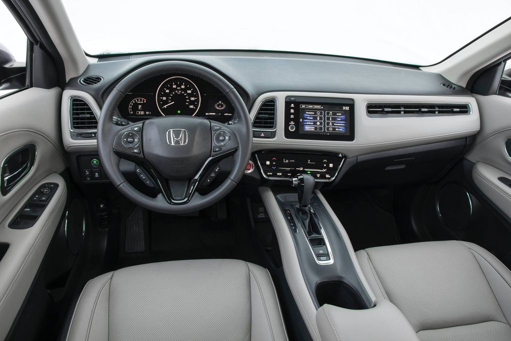 Khoang lái xe Honda HRV 2020 | Hotline: 0917 325 699
