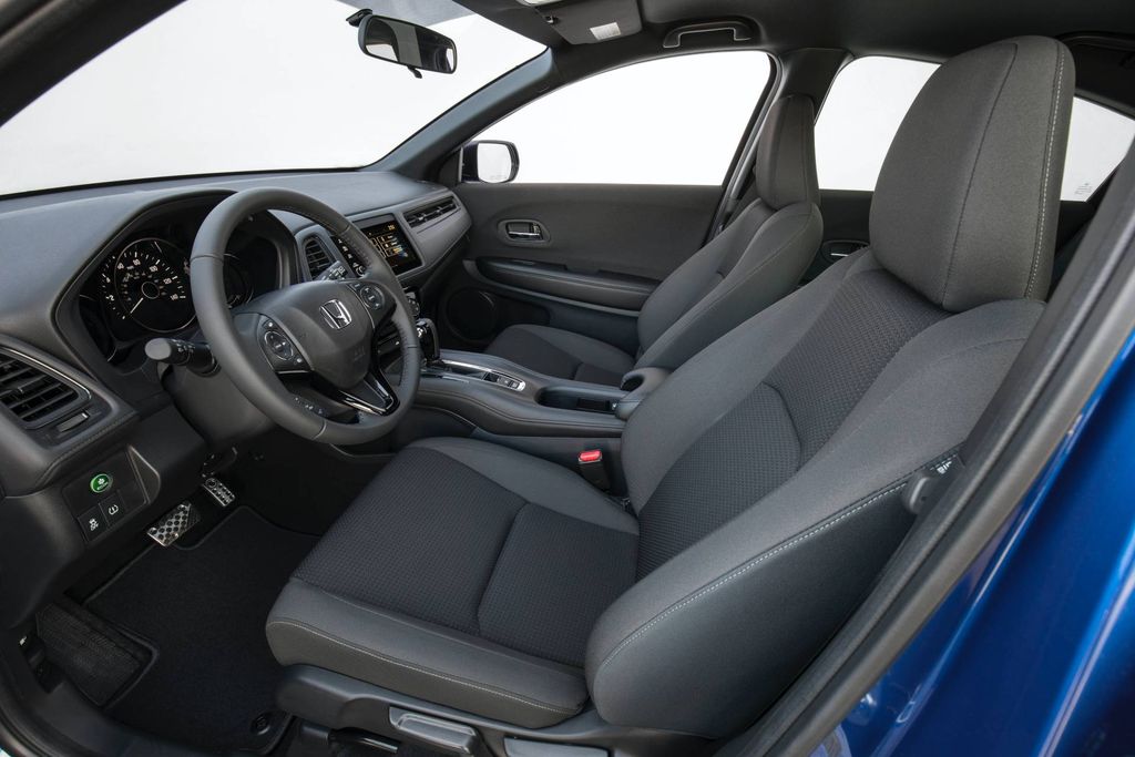 Nội thất hàng ghế đầu xe Honda HRV 2020 | Hotline: 0917 325 699