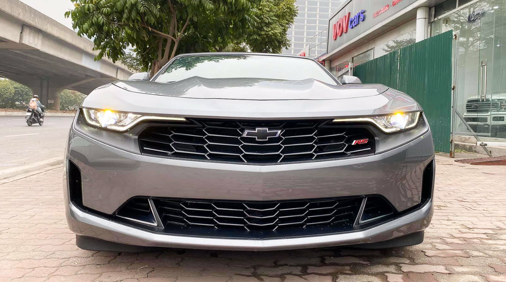 Chevrolet Camaro RS 2019 mui trần đầu tiên về Việt Nam được chào giá hơn 3  tỷ đồng