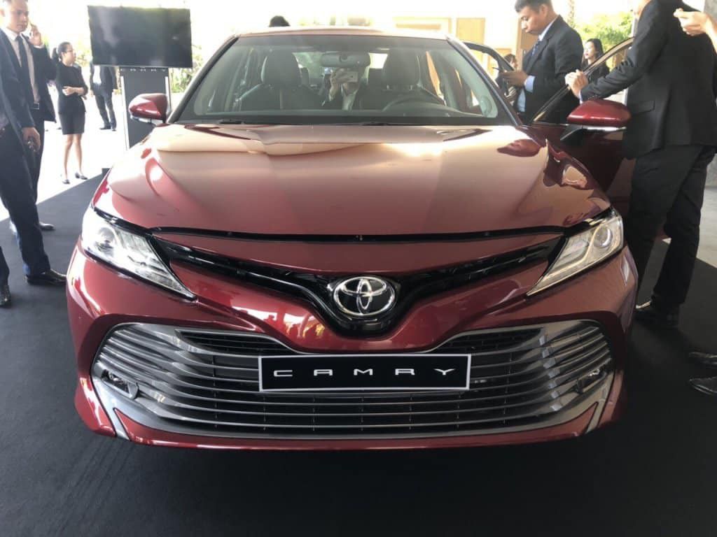 Toyota Land Cruiser hoàn toàn mới về Việt Nam giá từ 406 tỷ đồng  ÔtôXe  máy  Vietnam VietnamPlus