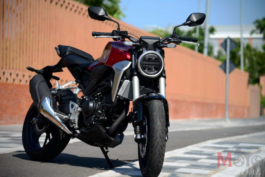 Chi tiết Honda CB300R 2018 giá 110 triệu tại Thái  Xetinhtevn  YouTube