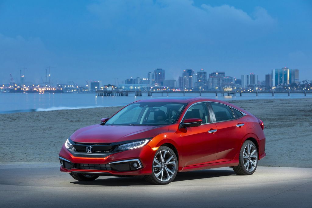 Phiên bản cao cấp nhất của Honda Civic 2020 có tùy chọn số sàn