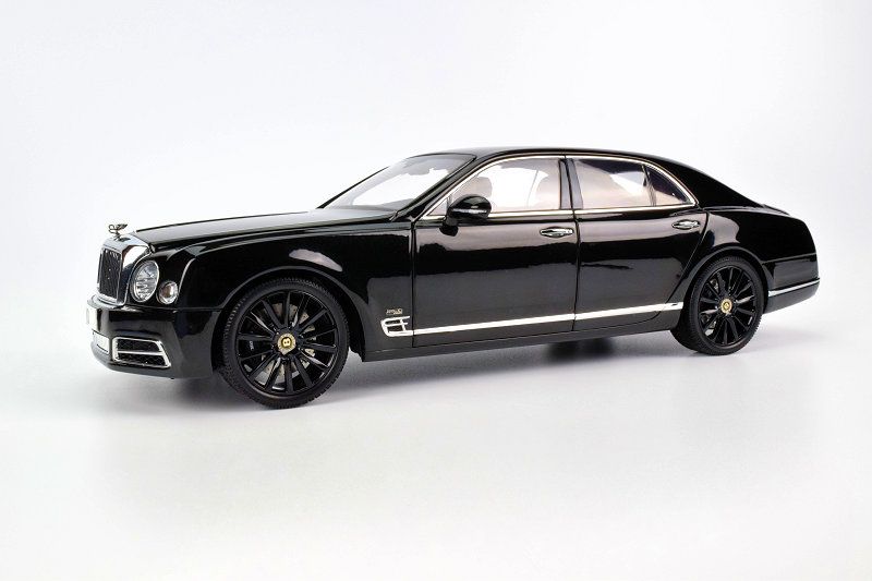 Chi tiết Bentley Mulsanne Speed nổi bật với màu sơn đặc biệt  CafeAutoVn