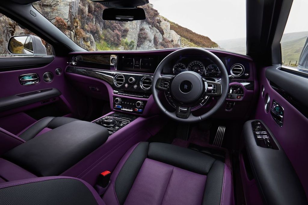 RollsRoyce Shoots For The Stars With New Bespoke Wraith  AutoTraderca
